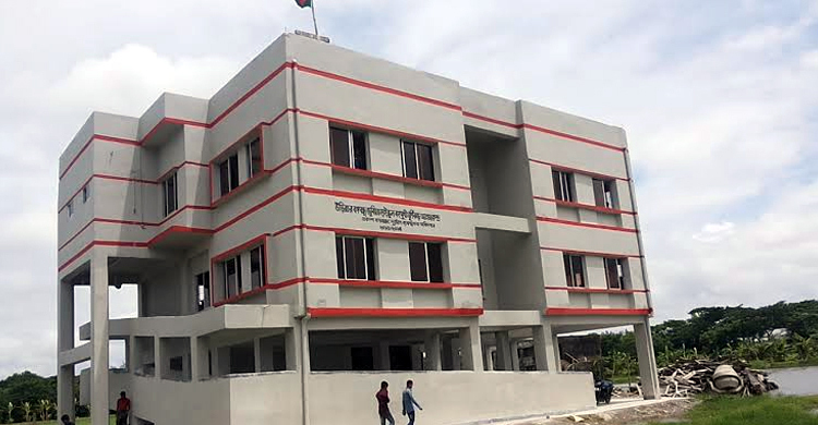আশ্রয়কেন্দ্র হিসেবে দুর্গত এলাকার স্কুল-কলেজ খুলতে নির্দেশ জারি