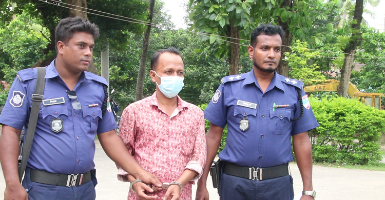 মেহেরপুর ডিসি অফিসের কম্পিউটার অপারেটর গ্রেফতার