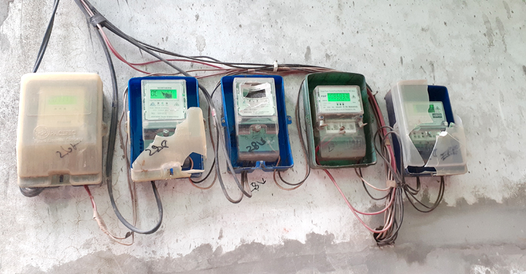 এক রাতে এতোগুলো বৈদ্যুতিক মিটার ভাঙলো কারা?