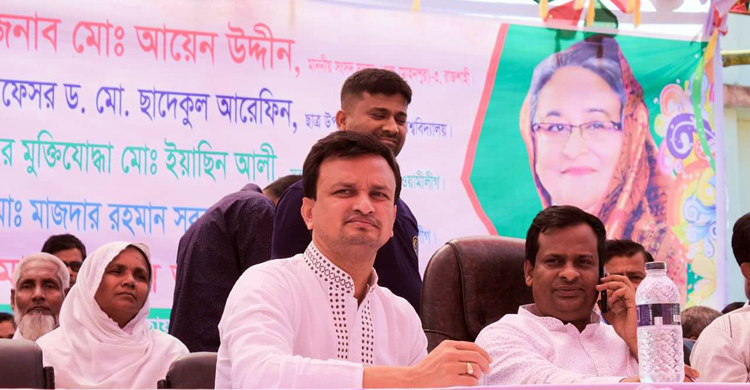 আজ কালের মধ্যে মেয়র পদও হারাচ্ছেন আব্বাস