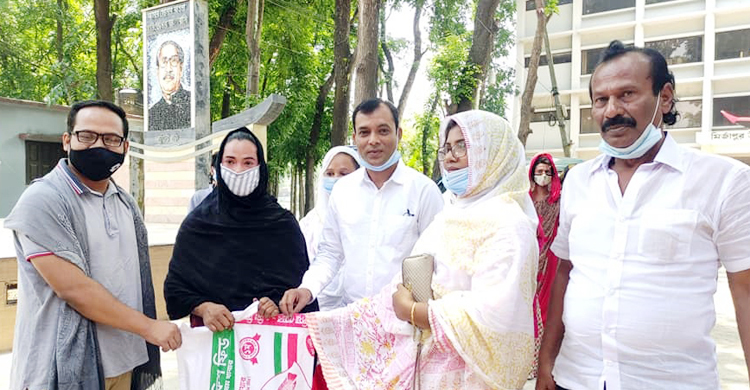 তৃতীয় লিঙ্গের ৩১ জন পেলেন প্রধানমন্ত্রীর উপহার