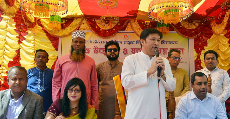 মির্জাপুরে তিন শহীদ মিনার উদ্বোধন