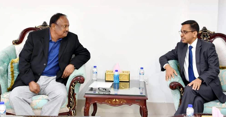 ভারতের সঙ্গে বাণিজ্য বাড়াতে জটিলতা দূর করতে হবে: মন্ত্রী