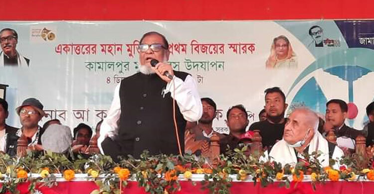 ‘একই ডিজাইনে বাঁধাই করে রাখা হবে বীর মুক্তিযোদ্ধাদের কবর’