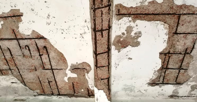 দেড় যুগের পরিত্যক্ত ভবনেই ঝুঁকি নিয়ে চলছে ইউপির কার্যক্রম