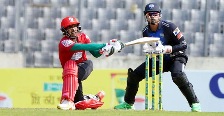 মিরাজ ঝড়ে রংপুরের সামনে চ্যালেঞ্জিং স্কোর বরিশালের