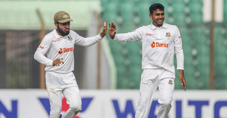 টেস্টে নবমবারের মতো ‘ফাইফার’ মিরাজের