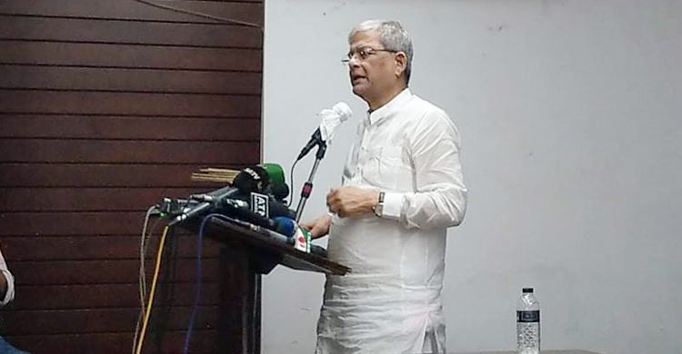 অদৃশ্য শক্তি দেশ চালাচ্ছে: ফখরুল