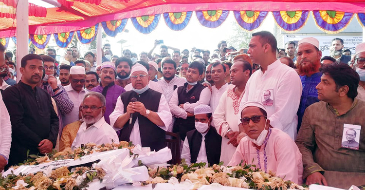 একাব্বর হোসেনের দাফন সম্পন্ন, জানাজায় মানুষের ঢল