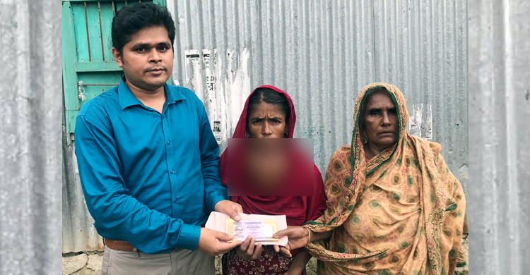 টাঙ্গাইলের অসুস্থ পিন্টু-নাসরিনের পাশে জেলা প্রশাসক