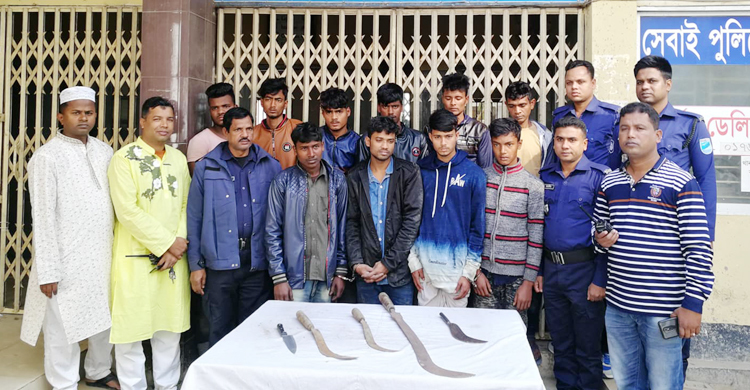 ঢাকা-টাঙ্গাইল মহাসড়কে ডাকাতি, আটক ১০