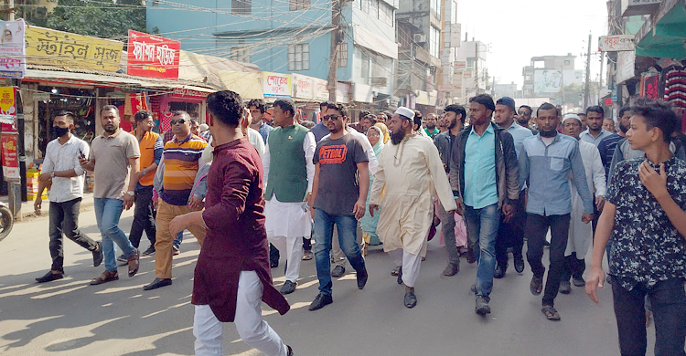 লক্ষ্মীপুরে বিএনপি-জামায়াতের নৈরাজ্যবিরোধী বিক্ষোভ