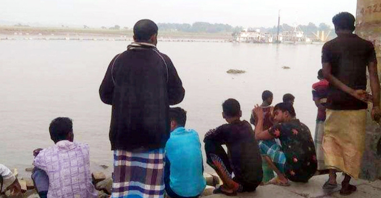 মাছ ধরতে গিয়ে মধুমতিতে নিখোঁজ যুবক
