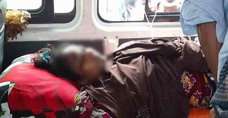 লক্ষ্মীপুরে দুই অটোরিকশার সংঘর্ষে হাত হারালেন মোবাশ্বেরা