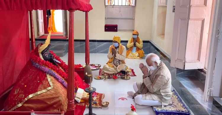 যশোরেশ্বরী কালীমন্দিরে মোদি