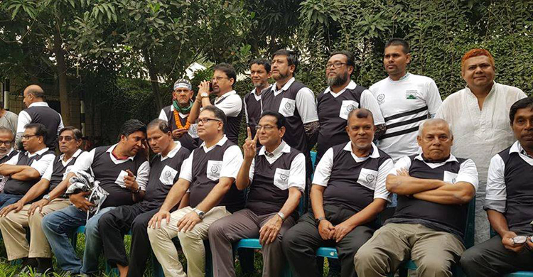 ফুটবল দলবদলে ঐতিহ্যের সন্ধানে মোহামেডান