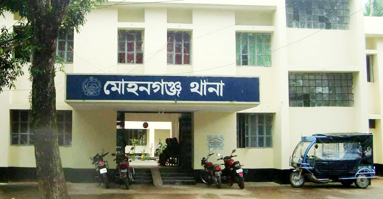 নেশার টাকার জন্য মায়ের মাথা ফাটালো ছেলে