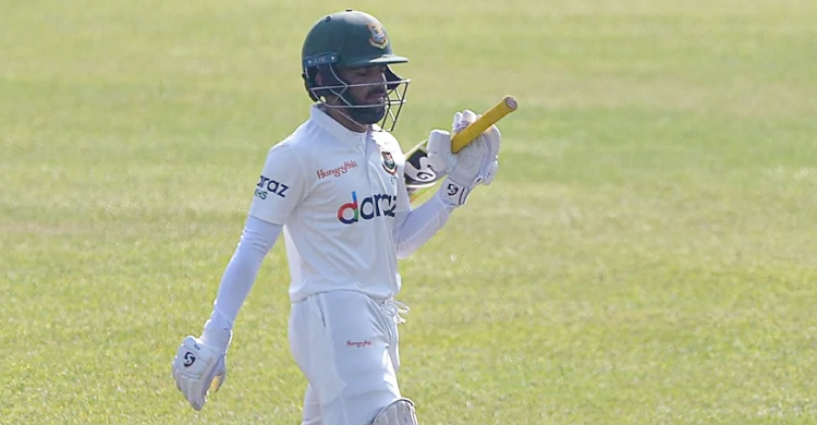 টানা ৫ ইনিংস দশের নিচে আউট মুমিনুল