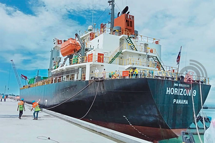 পদ্মা সেতু: ১২ ঘণ্টা সময় বাঁচবে মোংলার ব্যবসায়ীদের