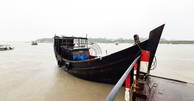 নিম্নচাপে উপকূলে বৃষ্টিপাত, পানিতে ডুবছে দুবলা-সুন্দরবন