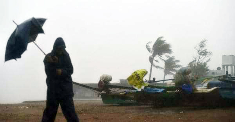 মোংলা বন্দরে তিন নম্বর সতর্ক সংকেত