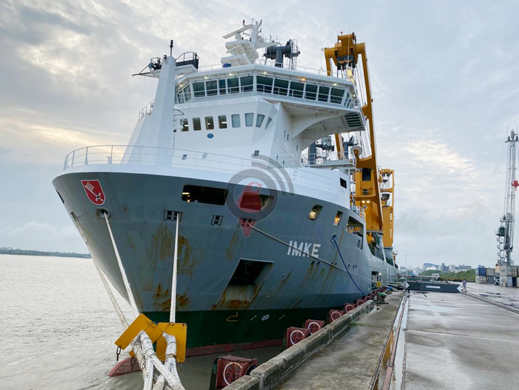 পদ্মা সেতু: ১২ ঘণ্টা সময় বাঁচবে মোংলার ব্যবসায়ীদের