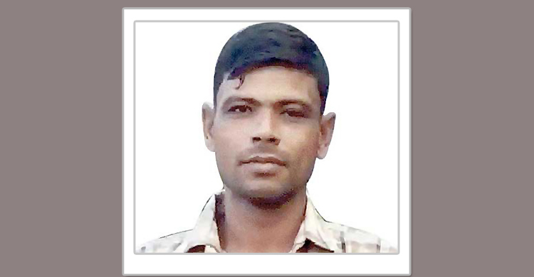 ১৫ বছর পর স্ত্রী-সন্তানসহ ফিরে এলেন ‘নিখোঁজ’ যুবক