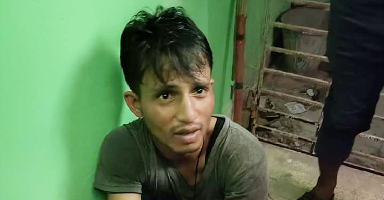 মোটরসাইকেল চুরি করতে এসে ধরা ১৩ চুরি মামলার আসামি