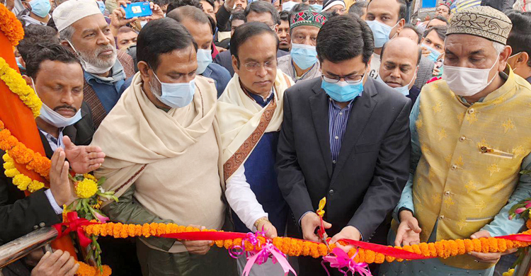 মতিঝিল পার্কের উদ্বোধন করলেন মেয়র তাপস