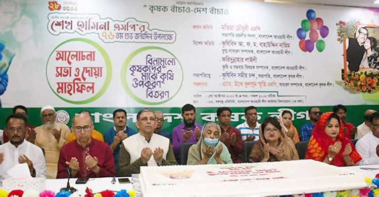 ‘শেখ হাসিনা সুদক্ষ পরিচালনায় দেশকে এগিয়ে নিয়ে যাচ্ছেন’