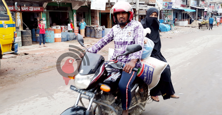 পাহাড়ে দুই চাকার বাহনে ভাগ্য বদল