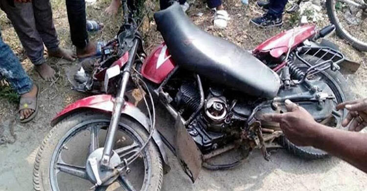 3 motorcyclists killed in Rangpur road accident