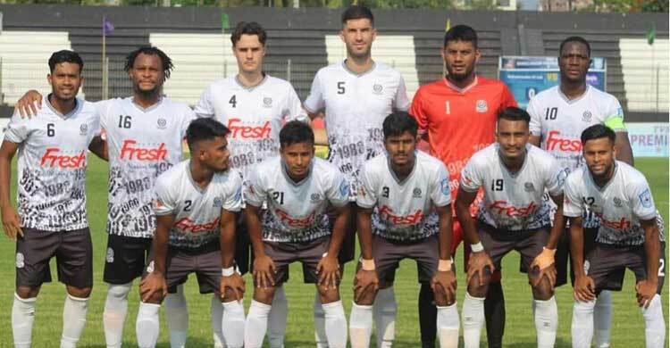 ঘোড়ার গাড়ি, ঢাক-ঢোল পিটিয়ে মোহামেডানের দলবদল শুক্রবার