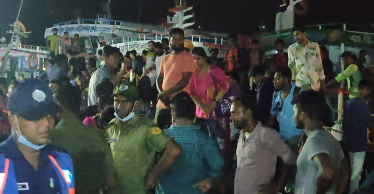 শিমুলিয়া-বাংলাবাজার-মাঝিরকান্দি নৌরুটে লঞ্চ চলাচল বন্ধ