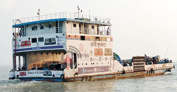 শিমুলিয়া-বাংলাবাজার রুটে ফেরি চলবে দিনে