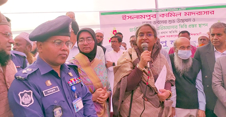 বন্দুকের নল ঠেকিয়ে ক্ষমতা দখলের সুযোগ নেই: শিক্ষামন্ত্রী