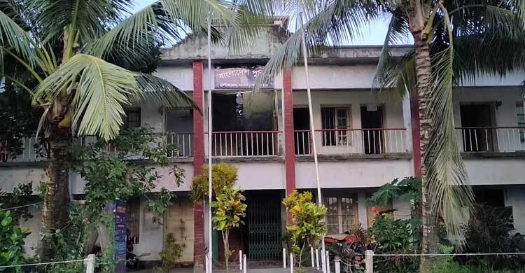 মোবাইলে গেমস খেলার প্রলোভন দেখিয়ে ২ শিশুকে ধর্ষণচেষ্টার অভিযোগ