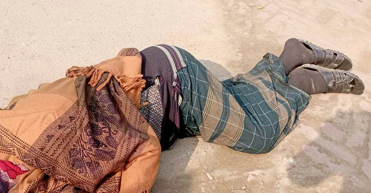 চা পানের সময় গুলি করে ঘের ব্যবসায়ীকে হত্যা