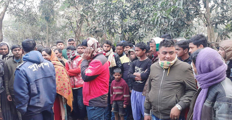 বাবাকে কুপিয়ে মারল মানসিক ভারসাম্যহীন ছেলে
