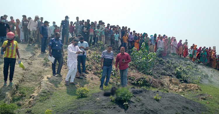 চাঁপাইনবাবগঞ্জে ধানক্ষেতে মিলল যুবকের মরদেহ