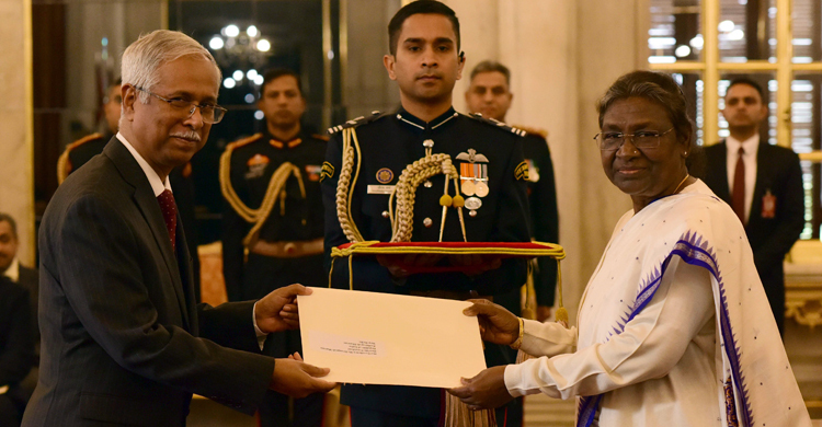 ভারতের ‘প্রতিবেশী প্রথম’ নীতিতে বিশেষ স্থানে বাংলাদেশ: মুর্মু
