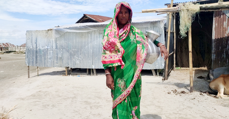 ‘আমরা আর কতদিন নদীর পানি খামো?’