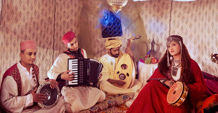 সিঁথি সাহার কণ্ঠে ‘ত্রিভুবনের প্রিয় মুহাম্মদ’ (ভিডিও)
