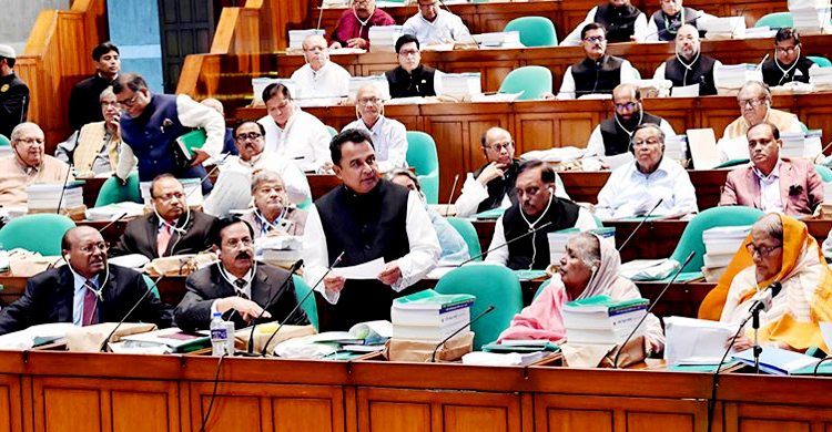 সঞ্চয়পত্র বিক্রি কমায় ব্যাংক হতে সরকারের ঋণ বেড়েছে