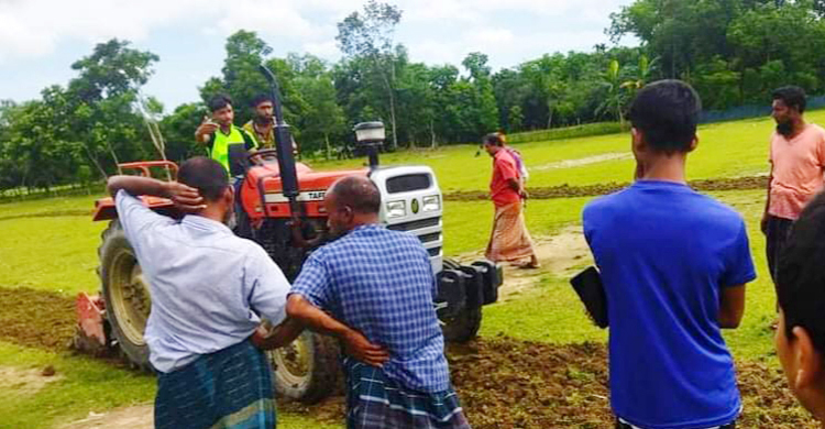 ৬৭ বছরের পুরোনো ঈদগাহে হালচাষ, ক্ষুব্ধ এলাকাবাসী