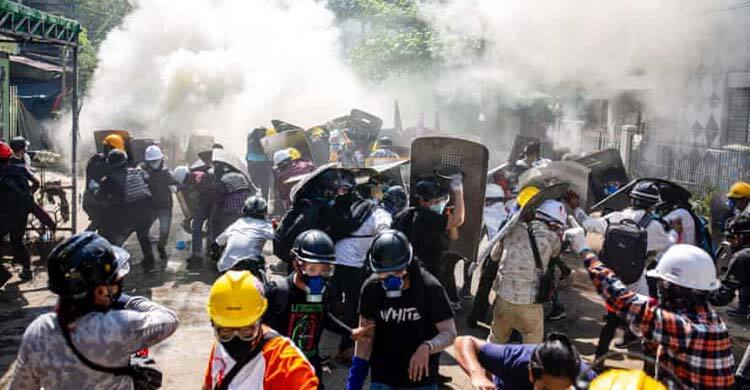 ইয়াঙ্গুনের ২০০ বিক্ষোভকারীর মুক্তির আহ্বান জাতিসংঘের