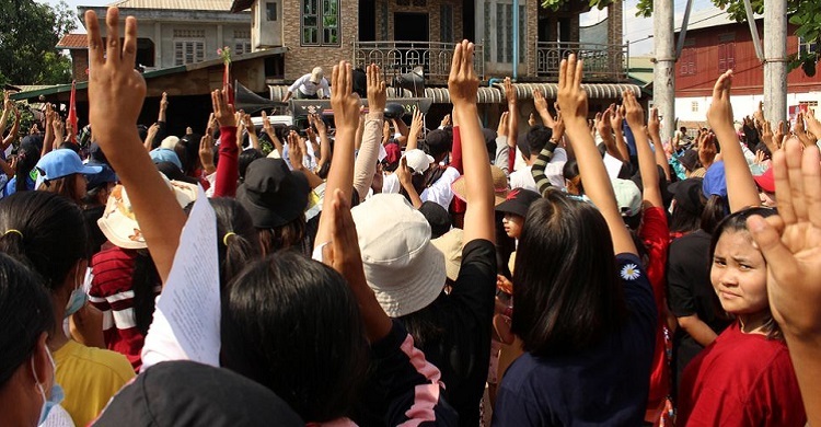 Myanmar announces ban on satellite TV