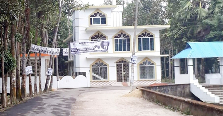 ওবায়দুল কাদেরের বাড়ির সামনে ককটেল বিস্ফোরণ