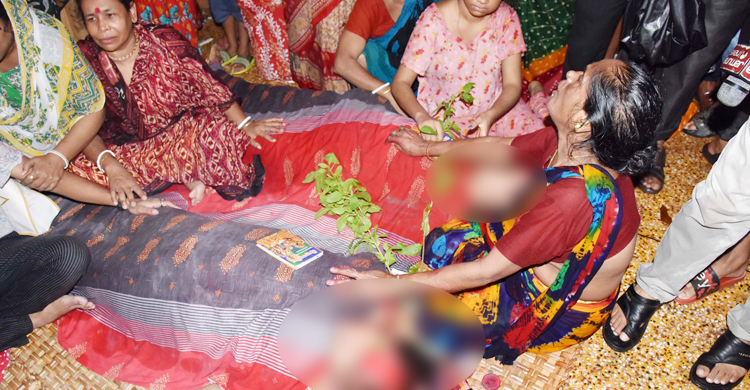 এক স্পর্শে নিভলো ৩ প্রাণ!