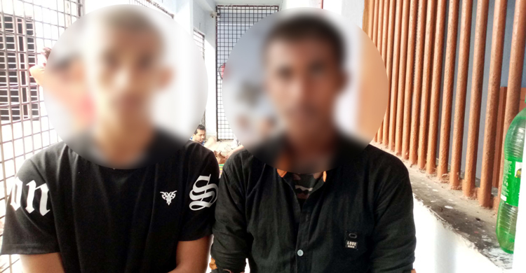 চুইগাছ চুরির অভিযোগে ২ কিশোরকে পুলিশে দিলেন স্থানীয়রা